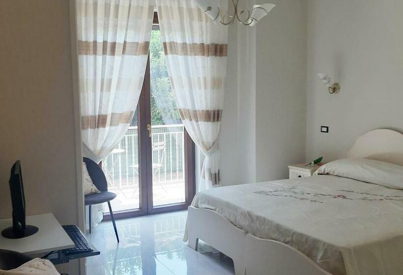 تختخواب و صبحانه Domus In Fonte