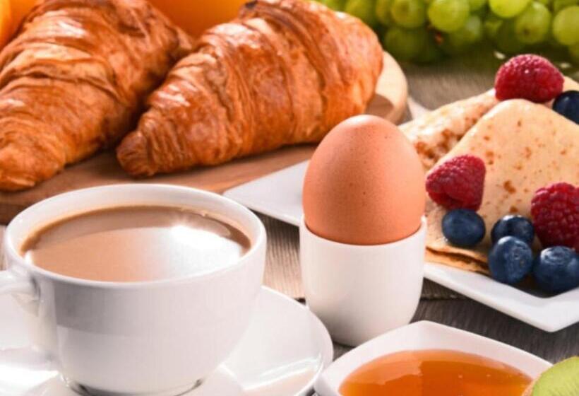 تختخواب و صبحانه La Villa