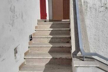 تختخواب و صبحانه Villateresa
