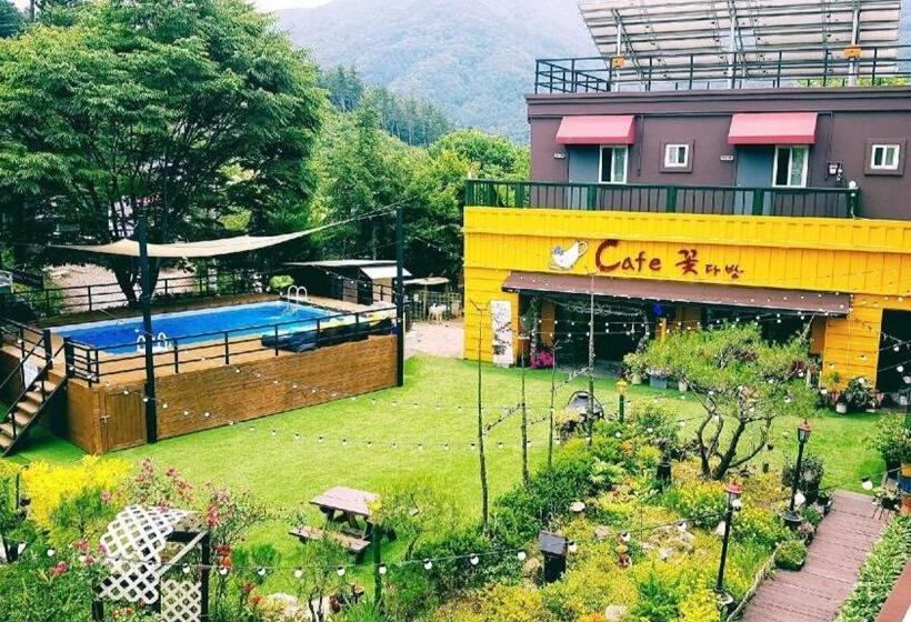 Blossom Pension