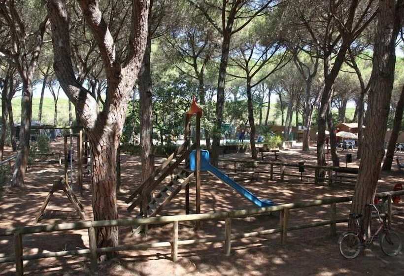 هتل Camping Village Il Sole