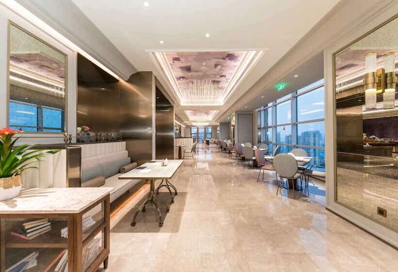 هتل Mercure Hohhot Downtown