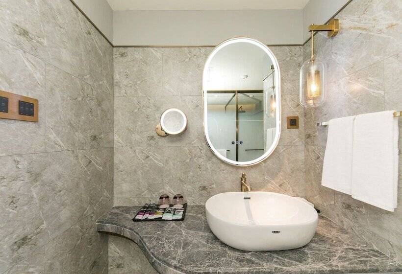 هتل Mercure Hohhot Downtown