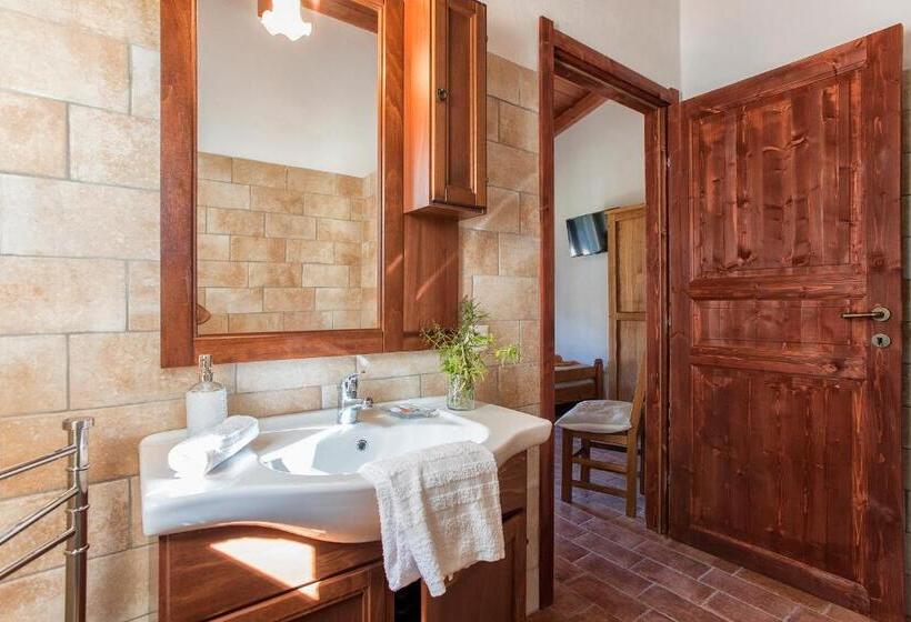 هتل روستایی Bioagriturismo Nure