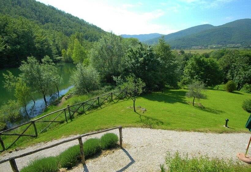 Luxury Cottage In Lisciano Niccone Umbria With Swimming Pool