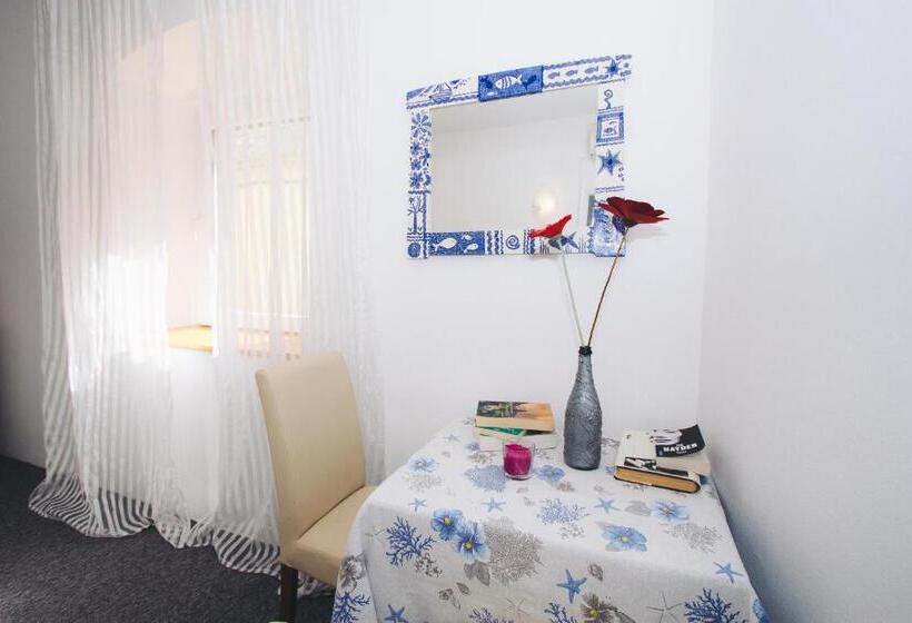 پانسیون Apartments And Rooms Ille