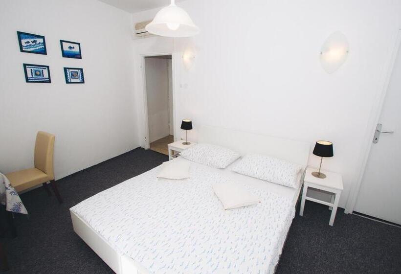 پانسیون Apartments And Rooms Ille