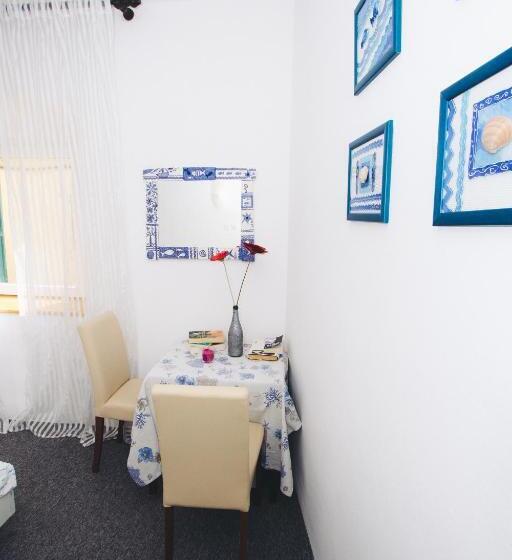 پانسیون Apartments And Rooms Ille