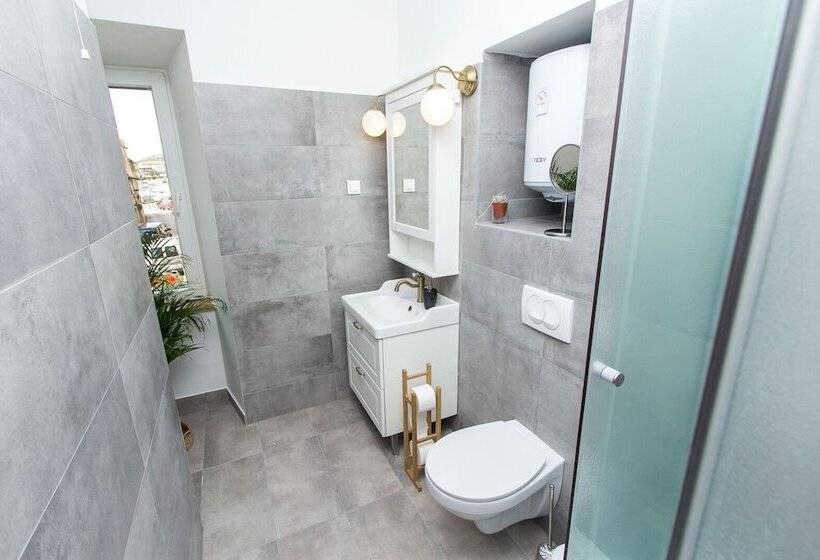 پانسیون Apartments And Rooms Ille