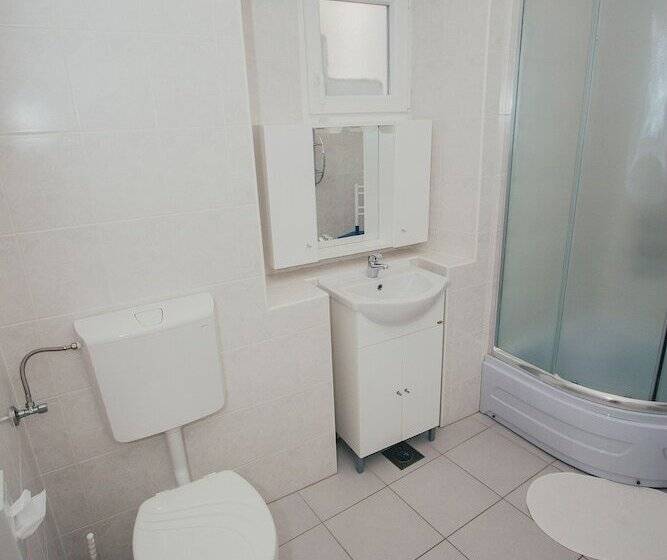 پانسیون Apartments And Rooms Ille