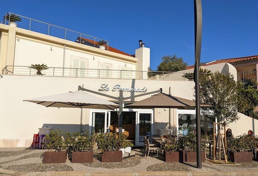 پانسیون La Promenade Rooms & Suites