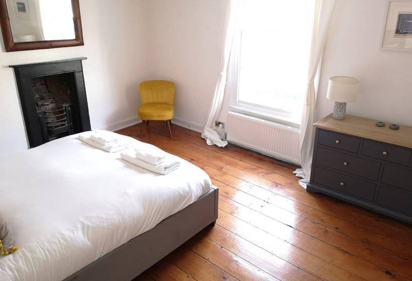 Townhouse In Clifton Village R&r Guesthouse #3