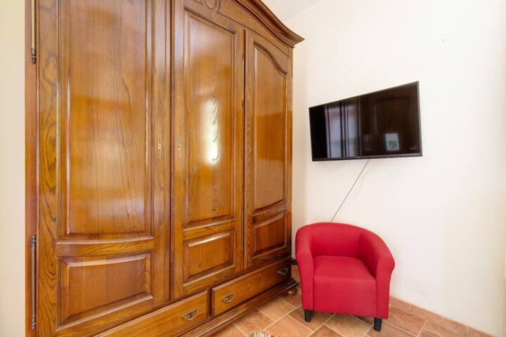 Agrifoglio B&b Con Giardino
