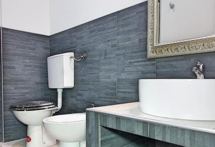 Bed and Breakfast L Antenna