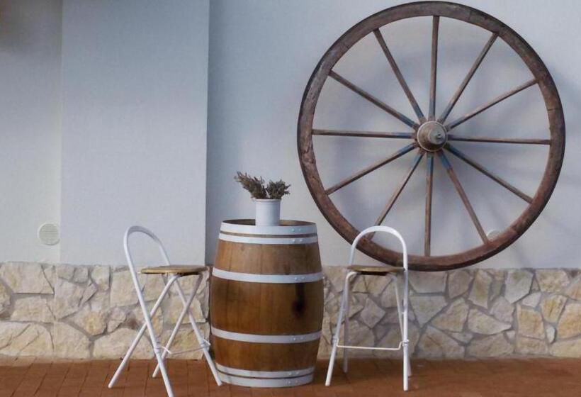 ベッドアンドブレックファースト L Arcadia