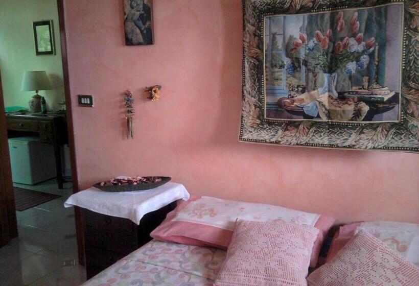 تختخواب و صبحانه La Casa Di Mariù