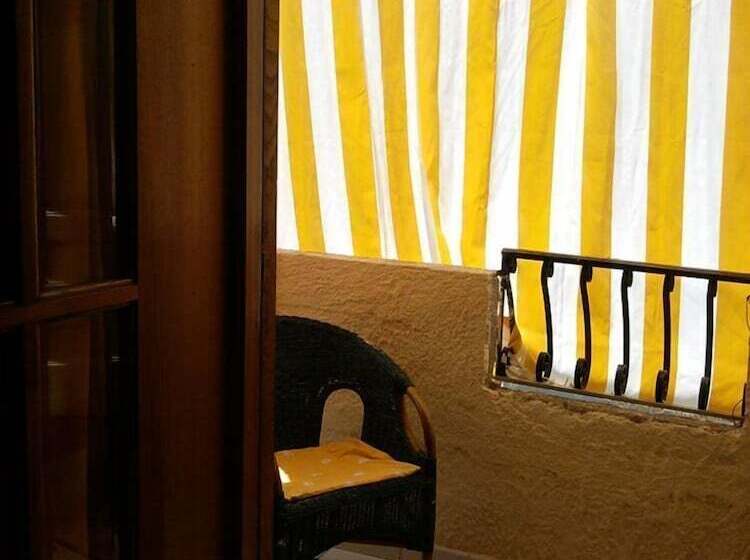 تختخواب و صبحانه La Casa Di Mariù