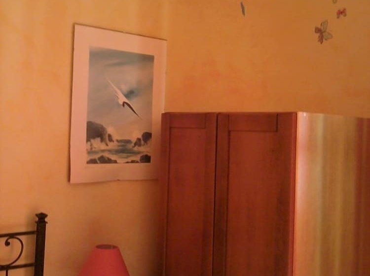 تختخواب و صبحانه La Casa Di Mariù