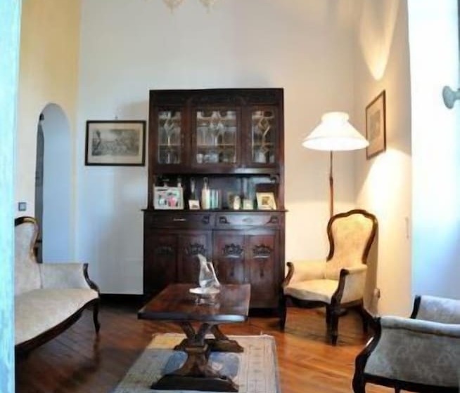 مبيت وإفطار Villa Eugenia