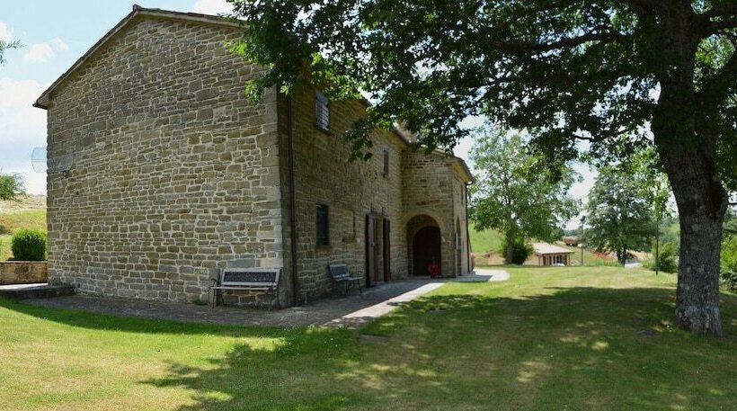 교외 호텔 Agriturismo Le Case