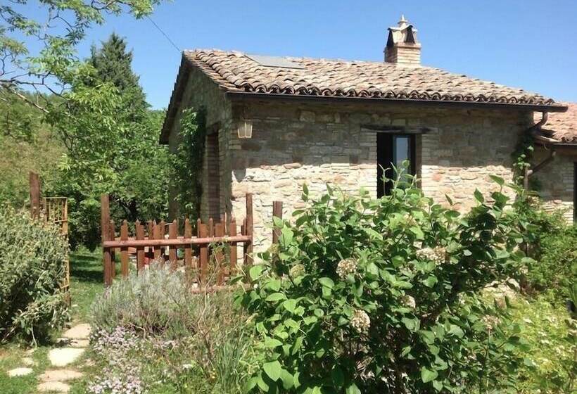 فندق ريفى Agriturismo Le Sorgenti