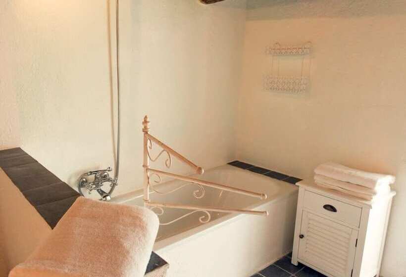 فندق ريفى Agriturismo Le Sorgenti