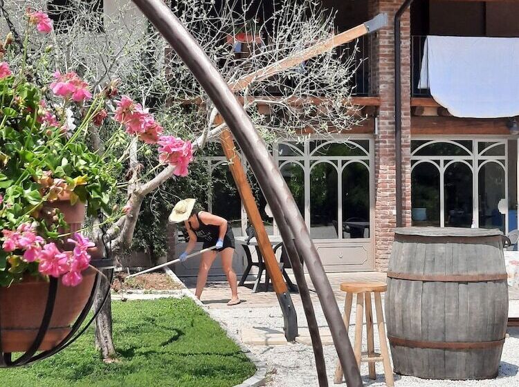 هتل روستایی Corte Davini Agriturismo