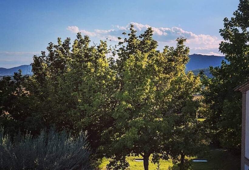هتل روستایی La Fonte Di Montebuono