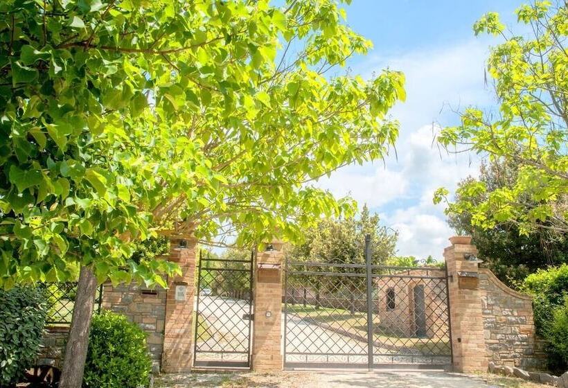 هتل روستایی La Fonte Di Montebuono