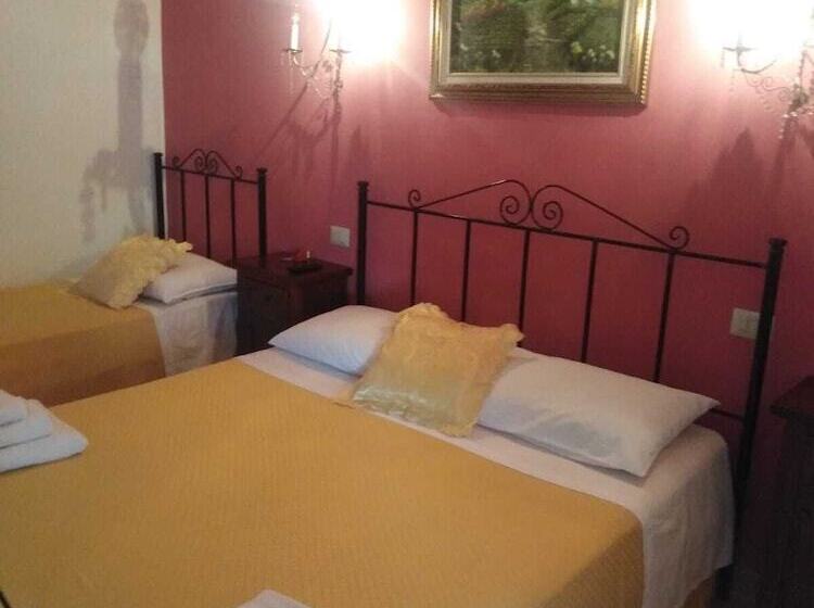 تختخواب و صبحانه Le Corti Del Casale