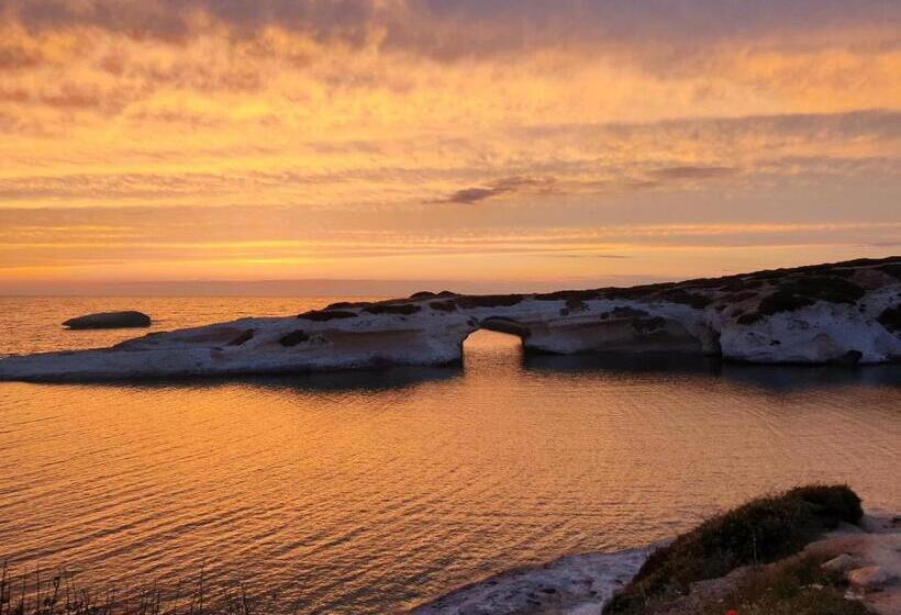 بنسيون Mare Lughente