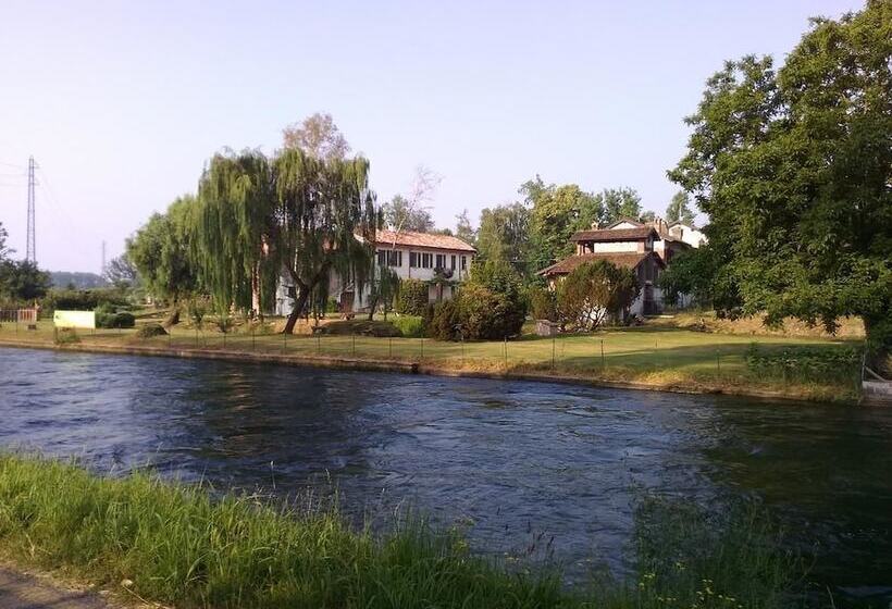مبيت وإفطار Agriturismo Cascina Poscallone
