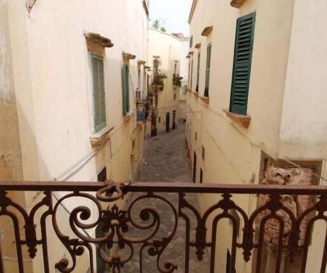 ベッドアンドブレックファースト Centro Storico Rooms