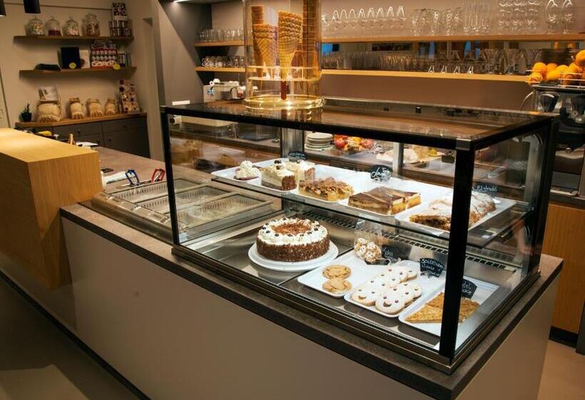 Bed and Breakfast Laugen Cafe Pizza Bb