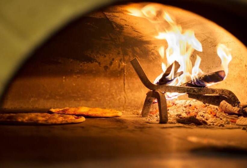 Bed and Breakfast Laugen Cafe Pizza Bb