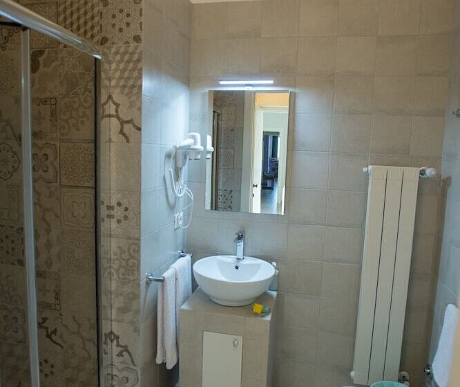 مبيت وإفطار Luci Del Salento Guest House