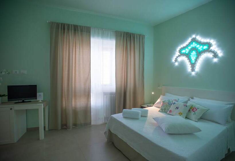 مبيت وإفطار Luci Del Salento Guest House