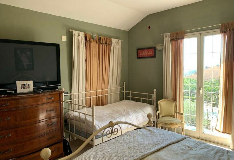 Bed and Breakfast Villa Isabella Enna