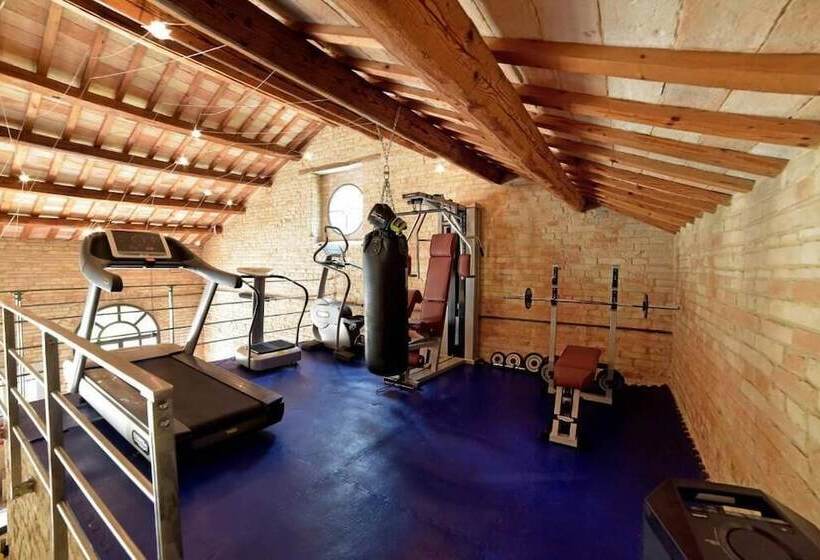 مبيت وإفطار Villa Lupo