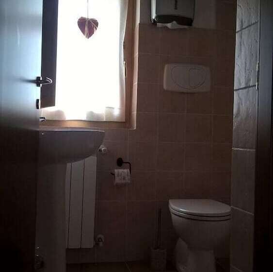 פונדק Rifugio Casermette Del Monte Penna