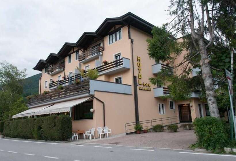 هتل Dolomiti Levico