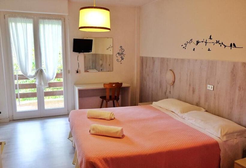 هتل Dolomiti Levico