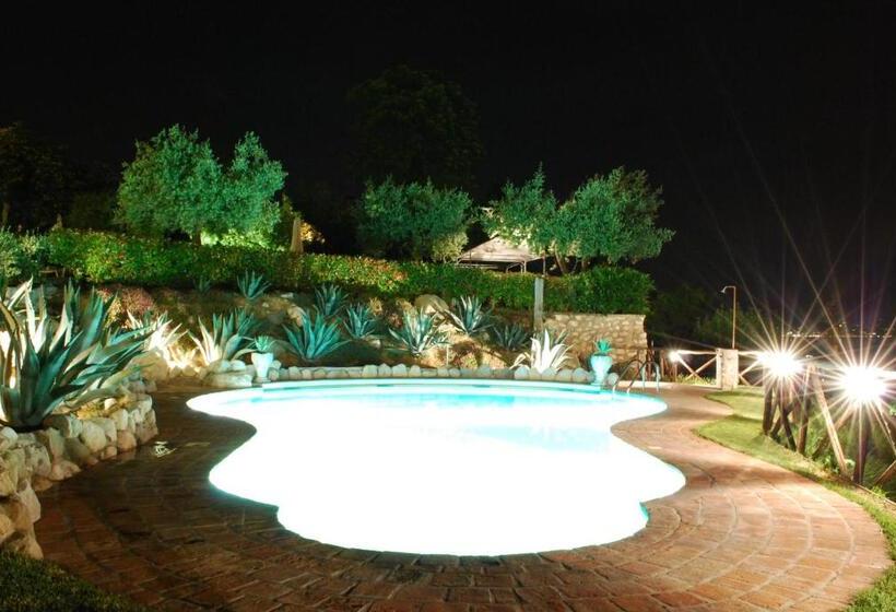 Сельский отель Agriturismo Cascina Crocelle
