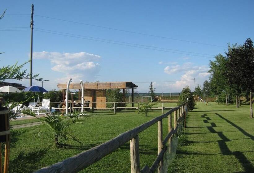 هتل روستایی Agriturismo Trebis