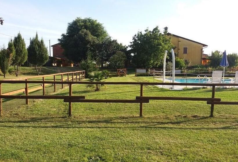 هتل روستایی Agriturismo Trebis