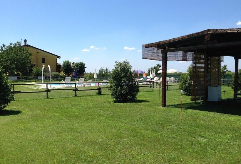 هتل روستایی Agriturismo Trebis