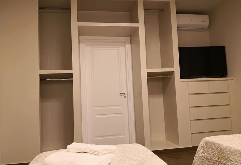 پانسیون Scm House
