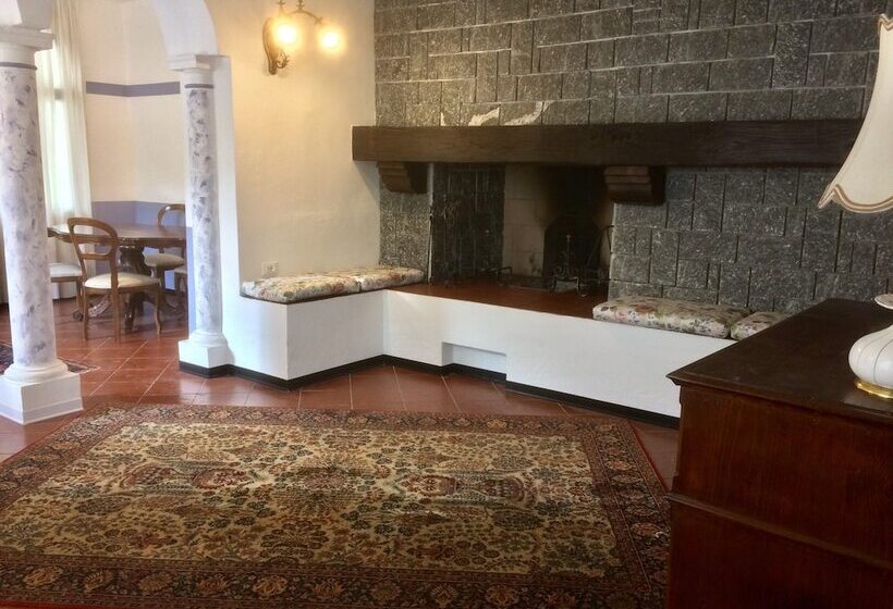 ペンション Villa Cesarina, Vallio Terme , Salo’