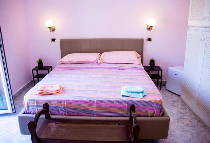 تختخواب و صبحانه Scaloni Bnb