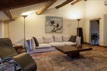 B&b Palazzo Regaù